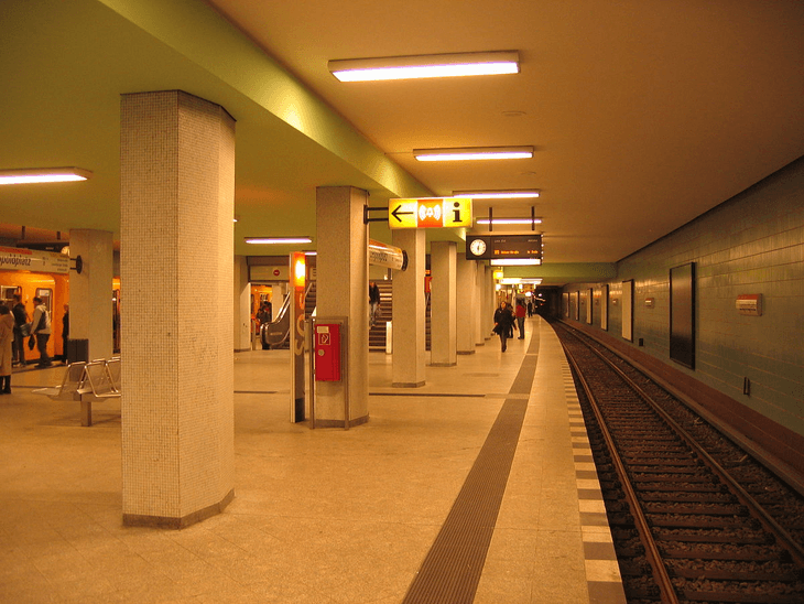 Underground station Leopoldplatz