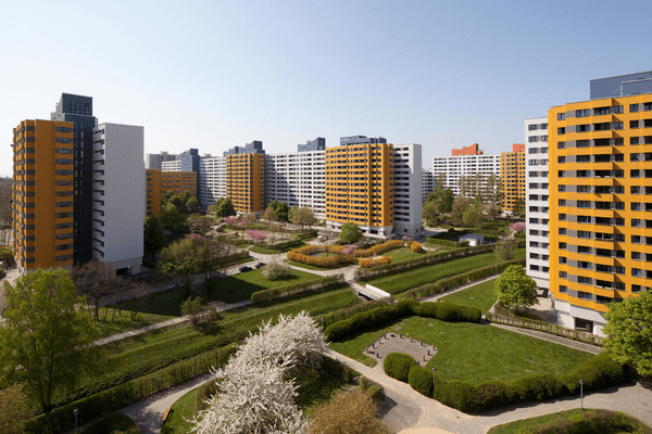 Energy efficient refurbishment at Berlin's Märkisches Viertel neighbourhood
