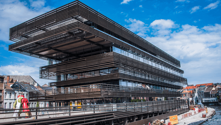 New library at Muinkschelde canal