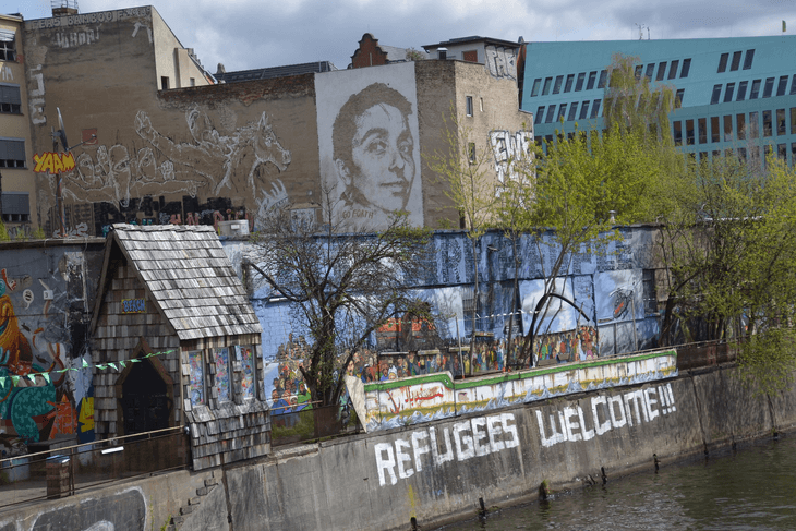 Berlin, refugees welcome
